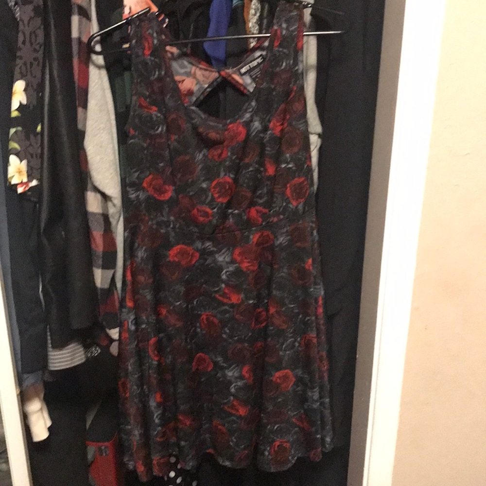 Black and red roses dress